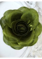Роза от тревисто зелен сатен за коса и брошка